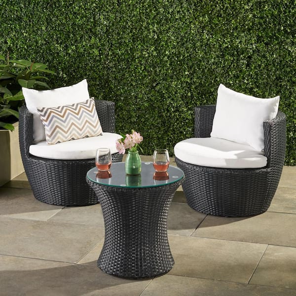 Harper & Bright Designs Black 3-Piece Rattan and Aluminum Frame Outdoor Patio Chat Set with Coffee Table and Ivory Cushions