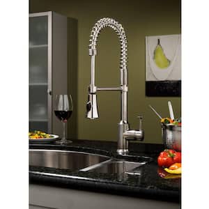 Pekoe Semi-Professional Single-Handle Pull-Down Sprayer Kitchen Faucet in Polished Chrome