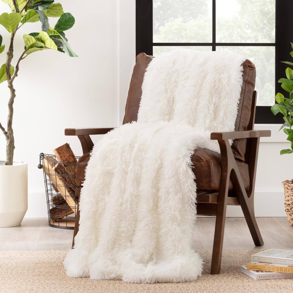 White Reversible Faux Fur and Sherpa Throw Blanket 50" x 65"