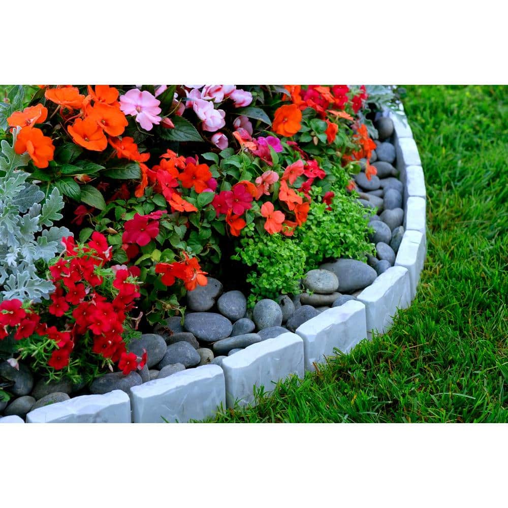 Light Gray Faux Stone Plastic No-Dig Landscape Edging Kit, 90 ft.