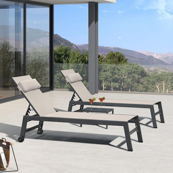 PURPLE LEAF Aluminum Outdoor Lounge Chair Set with Side Table and Pillow for Pool Beach Sunbathing Tanning Recliner, Beige