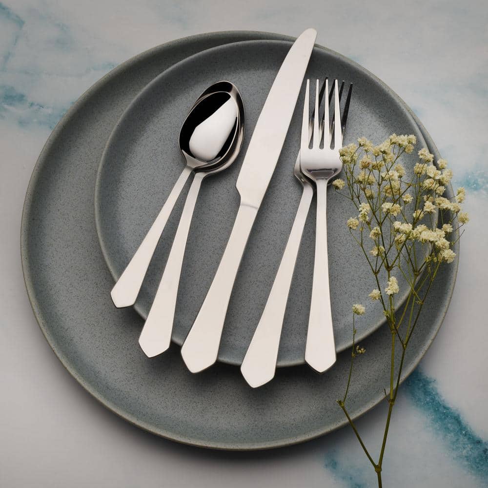 Gourmet Basics by Mikasa 20pc Almond Flatware Set: 18/0 Stainless Steel, Dishwasher-Safe, Service for 4, Traditional Style