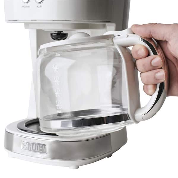 https://images.thdstatic.com/productImages/0e323ec4-81aa-4742-874a-ad8ea653620c/svn/ivory-white-haden-drip-coffee-makers-75061-44_600.jpg