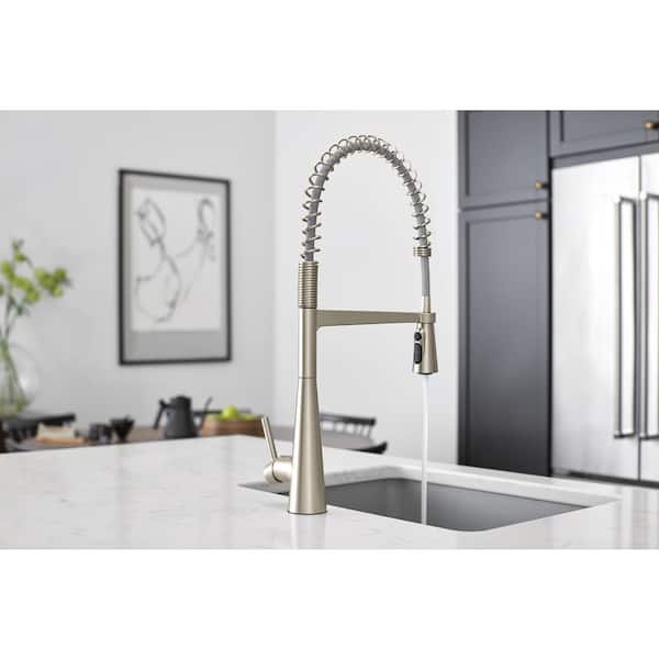 Sleek Single-Handle Pre-Rinse Spring Pulldown Sprayer Kitchen Faucet with Power Clean in Spot Resist Stainless