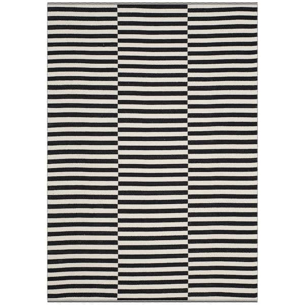 SAFAVIEH Montauk Ivory/Black 6 ft. x 9 ft. Striped Area Rug