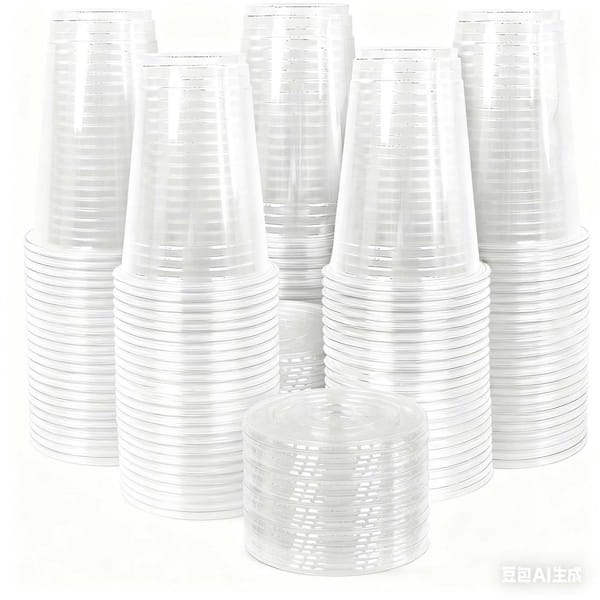 20 oz. Clear Plastic Disposable Iced Coffee Cups with Lids and Straws for Coffee Bar Accessories (Set of 100)