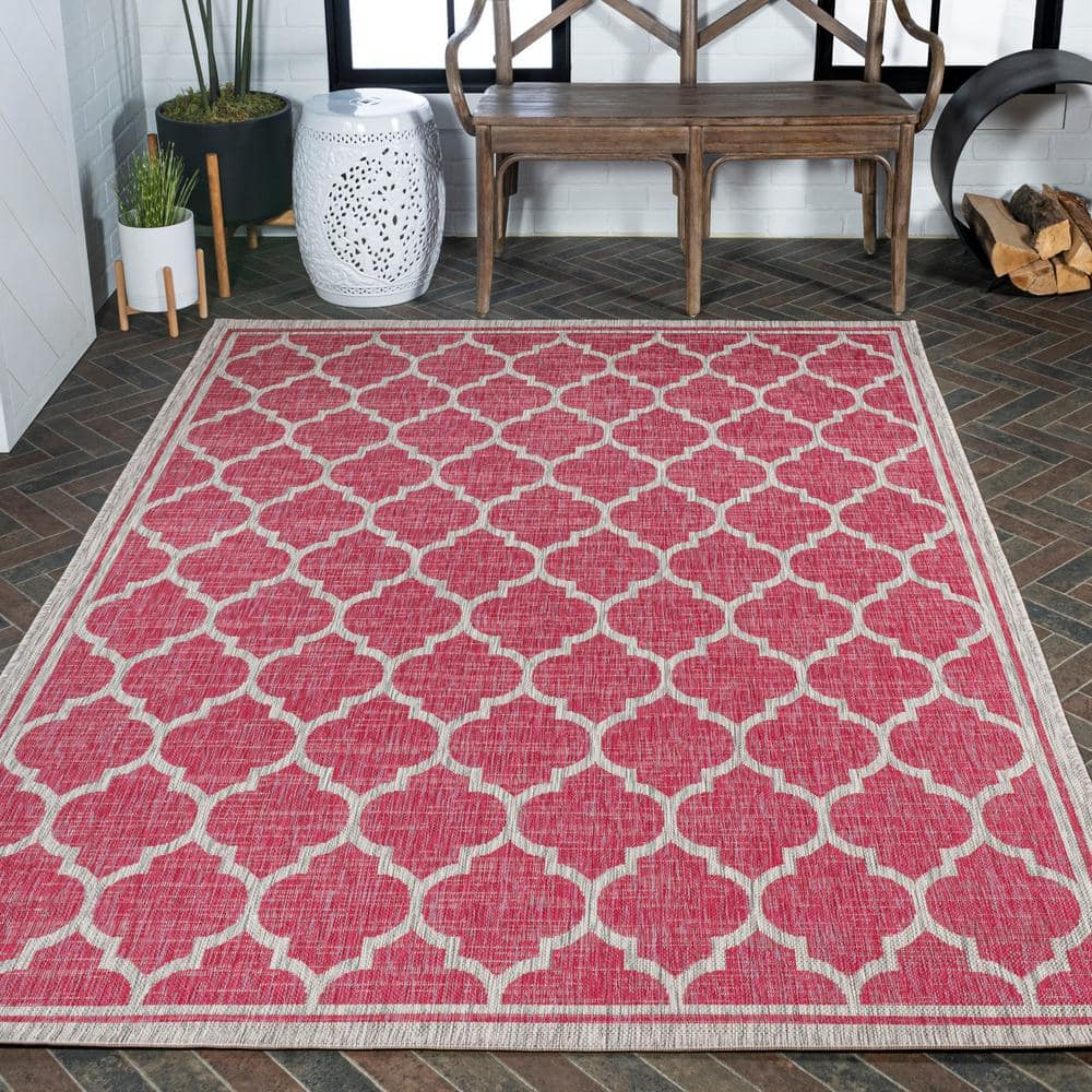 Fuchsia and Light Gray Moroccan Trellis Indoor/Outdoor Rug
