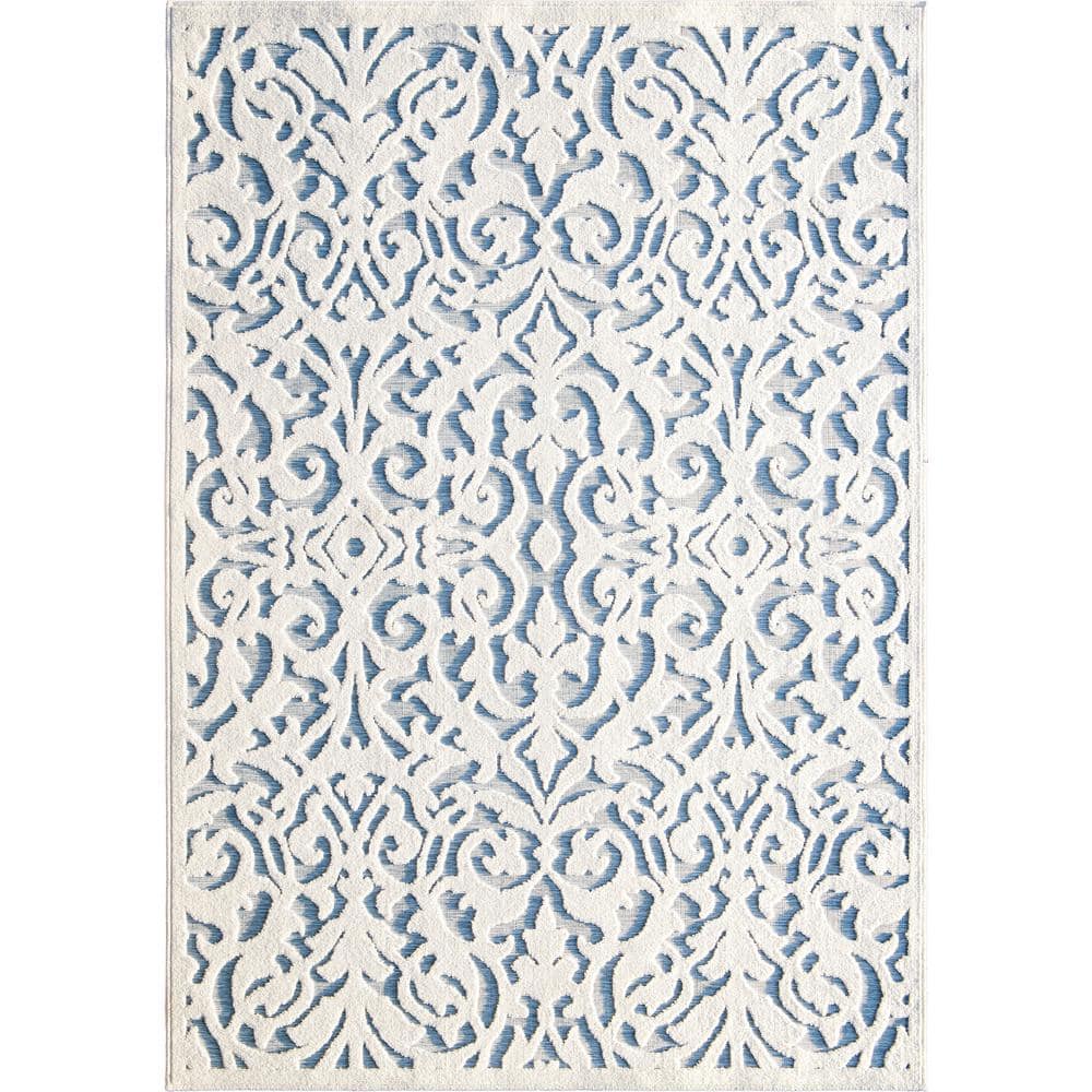 Natural Blue Damask Indoor/Outdoor Stain-Resistant Rug