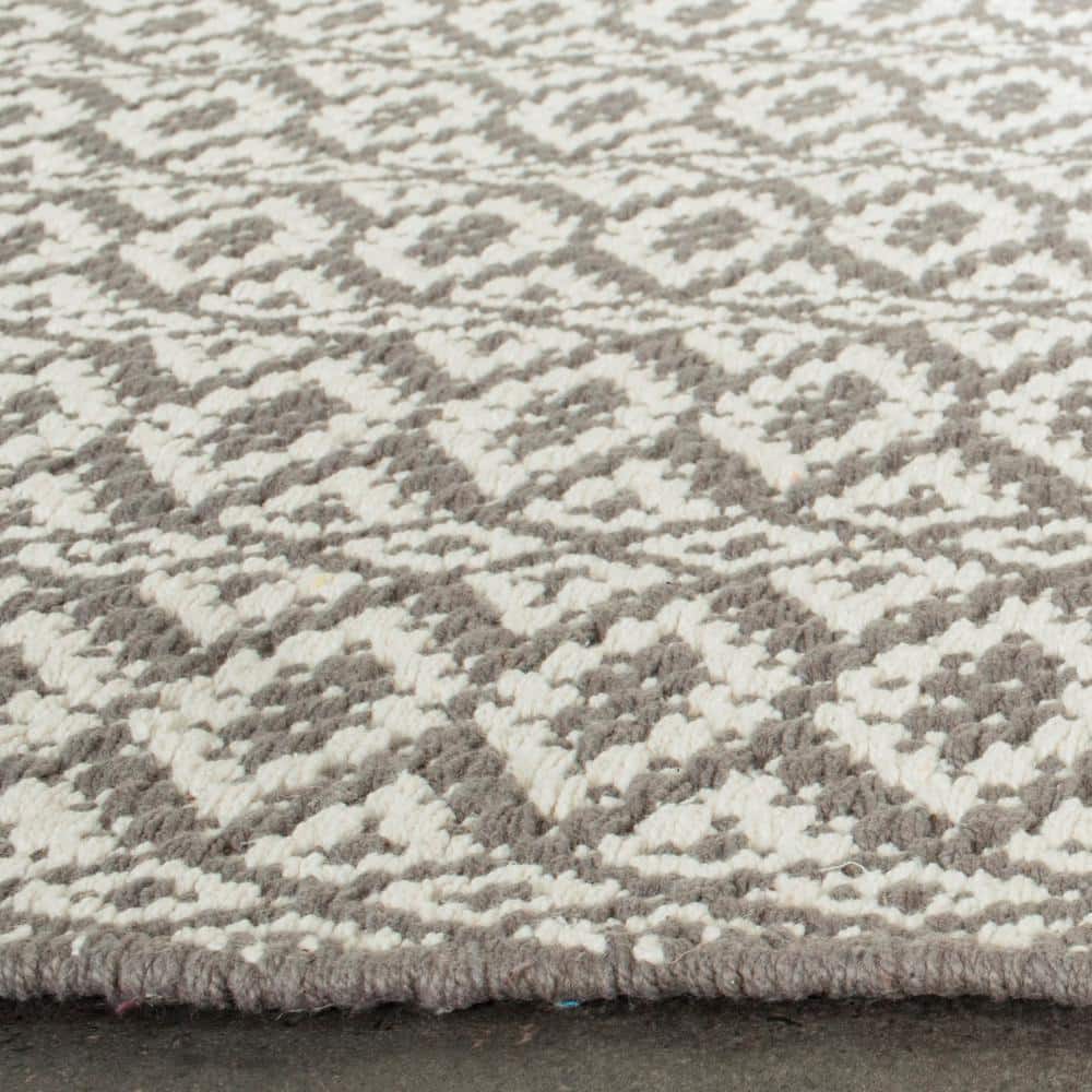 Ivory and Grey Handwoven Geometric Cotton Area Rug