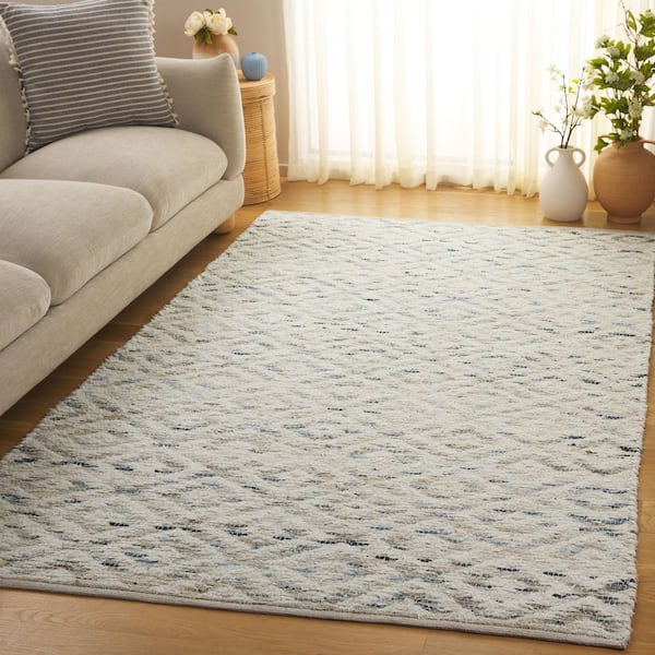 Natura 9 ft. x 12 ft. Blue/Ivory Distressed Double Diamond Area Rug