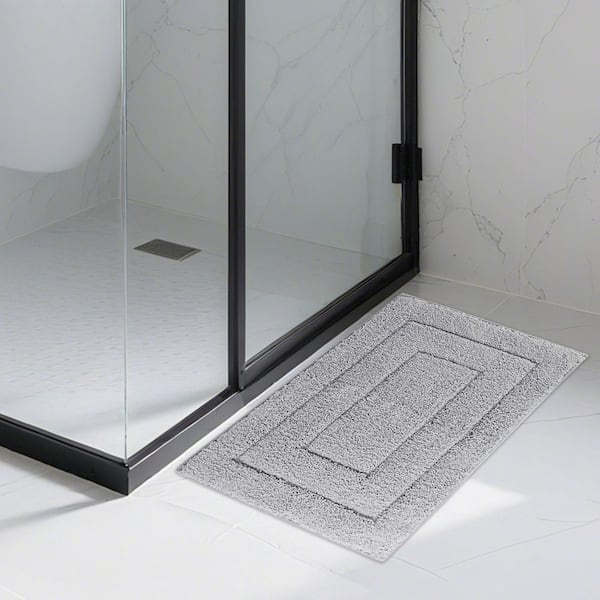 Bath Mat 15.7 in. x 23.6 in. Non Slip Bath Mat Absorbent Quick Dry Bathmat for Bathroom Floor, Tub and Shower, Gray