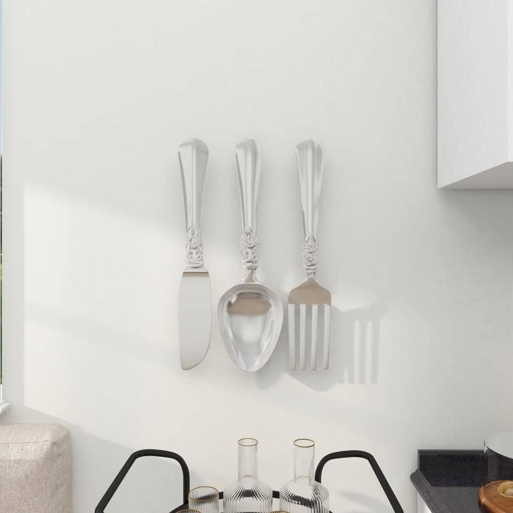 DecMode Silver Aluminum Knife, Spoon and Fork Utensils Wall Decor (3 Count)