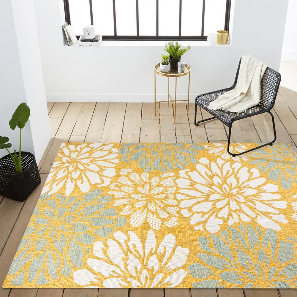 Reversible Gray Floral Synthetic 3x5 Area Rug