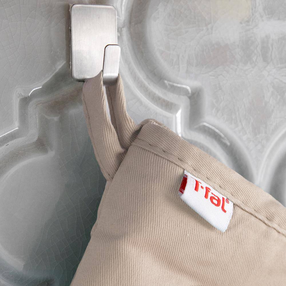Sand Silicone and Cotton Floral Oven Mitts, Two Pack