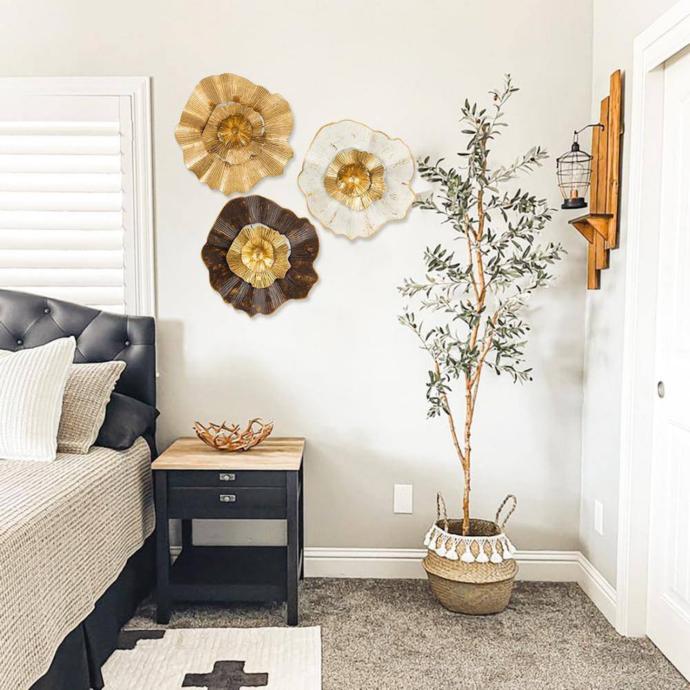 12" Gold and Multicolor Metal Flower Plate Wall Art Set