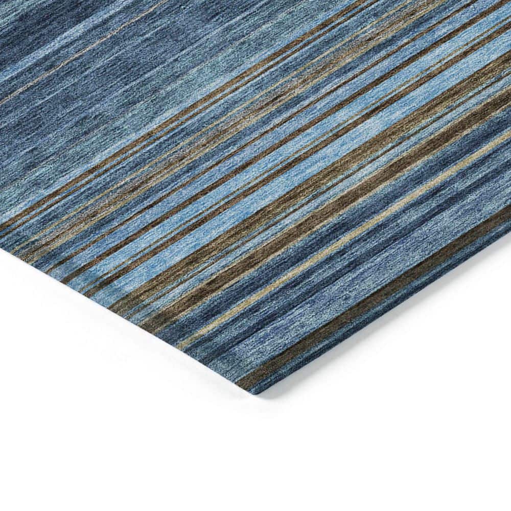 Navy and White Striped Rectangular Indoor/Outdoor Rug 2'6" x 3'10"
