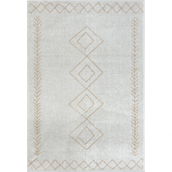 HomeRoots Cream 5 ft. x 7 ft. Diamond Area Rug