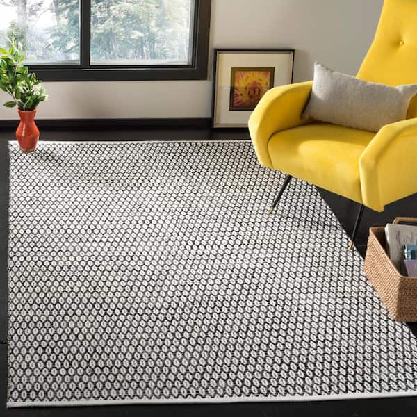 Montauk Black/Ivory 8 ft. x 10 ft. Area Rug