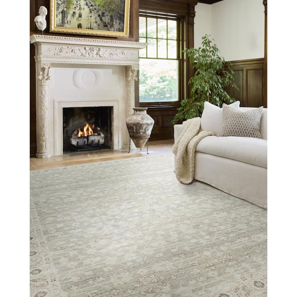 Nabela Noor Home Asha Sage Traditional 7 ft. x 10 ft. Machine Woven Area Rug