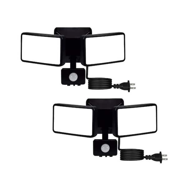 20 Watt Equivalent 1500 Lumen 290 Degree Motion Sensing LED Flood Light Waterproof IP65 6000K 2 Head Plug in