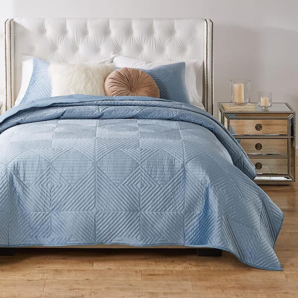 Riviera Velvet Solid 3-PieceSpa Blue Polyester Full/Queen Quilt Set