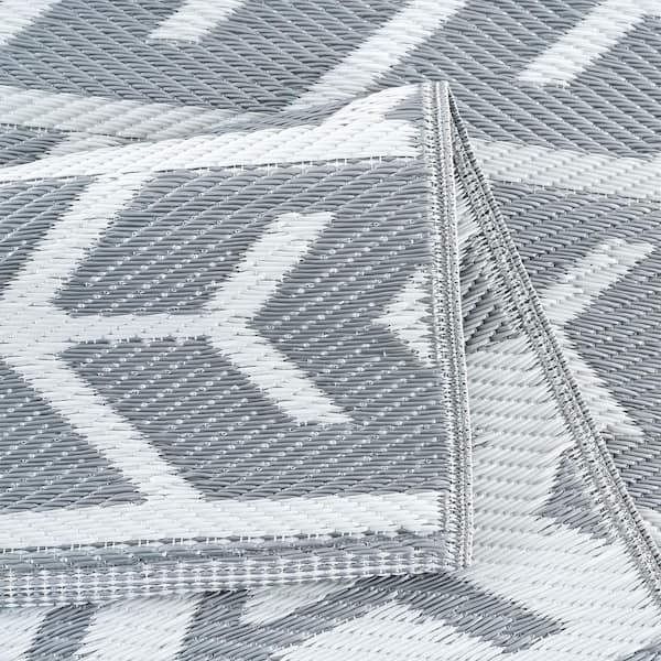 Amsterdam Gray White 5 ft. x 7 ft. Modern Reversible Recycled Plastic Indoor/Outdoor Area Rug-Floor Mat