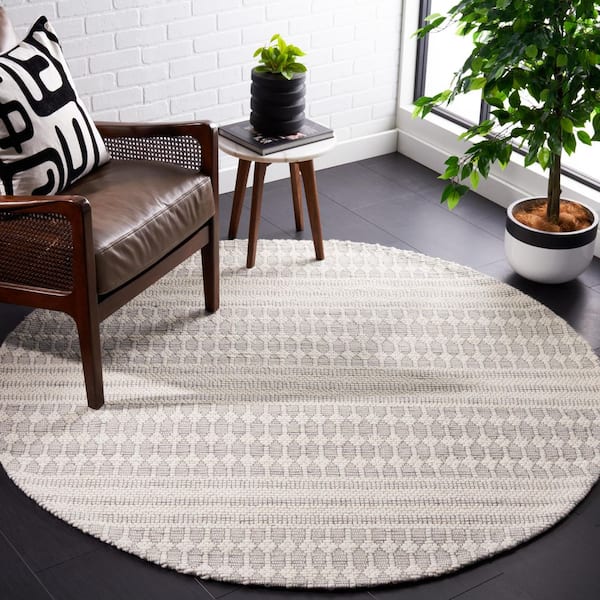Marbella 6 ft. x 6 ft. Gray/Ivory Textured Round Rug