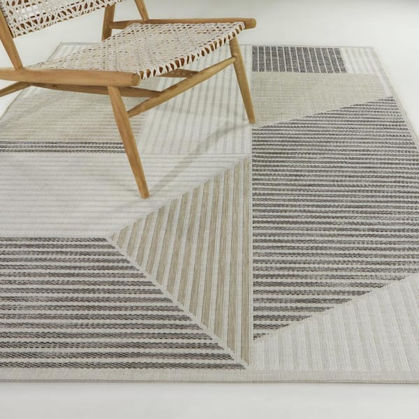 Ernesto Tan 8 ft. x 10 ft.  Geometric Indoor/Outdoor Area Rug