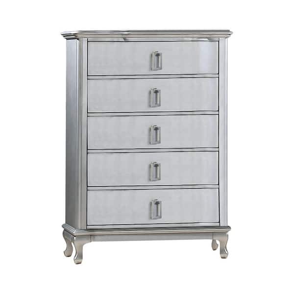 Furniture of America Lorenna Silver and Warm Gray 5-Drawer 38.38 in. Chest of Drawers