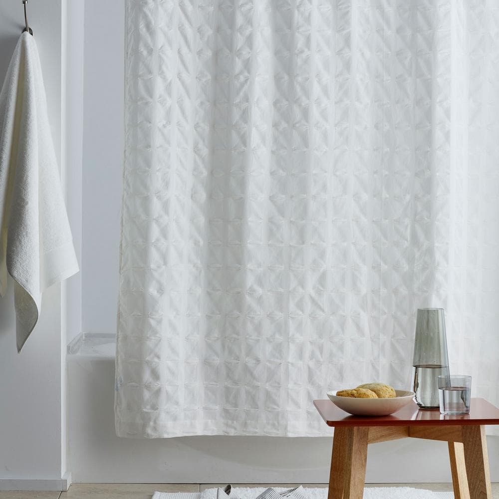 The Company Organic Cotton 72 In, White Cotton Matelasse Shower Curtain