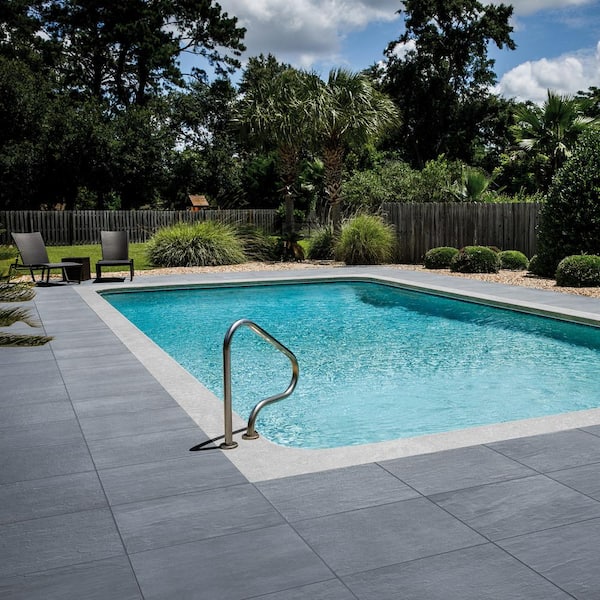 Corso Italia Sample - Bluestone Natural Cleft 6 in. x 6 in. x 0.75 Stone Look Porcelain Paver