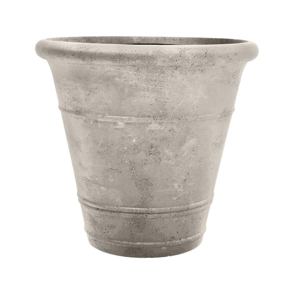 https://images.thdstatic.com/productImages/0ef8db0e-f934-41c9-a3a0-3c0b242b55b2/svn/greige-proven-winners-plant-pots-zzpllscgrzpap-64_600.jpg