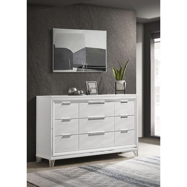 Coaster Marmore White 9-drawer 63.5-inch. Dresser Cabinet