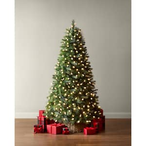 7.5 ft Castleberry Pine LED Pre-Lit Tree T37