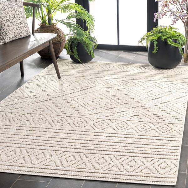 Global Light Beige/Ivory 4 ft. x 6 ft. Solid Striped Diamond Indoor/Outdoor Area Rug