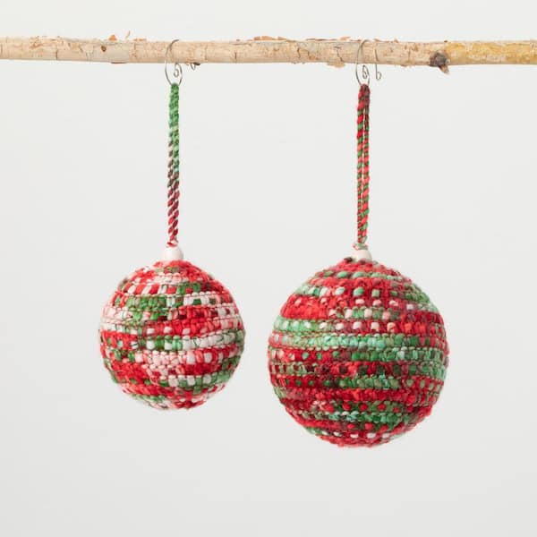 SULLIVANS 4.5" and 6" Red & Green Festive Knit Ball Ornament (Set of 2)