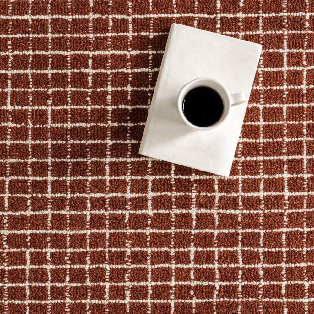 Chestnut Hand-Tufted Wool Rectangular Area Rug, 5' x 8'