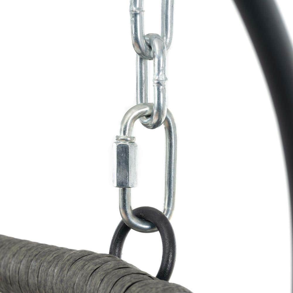 Detail of the silver hanging chain and bolt connection for the egg chair.