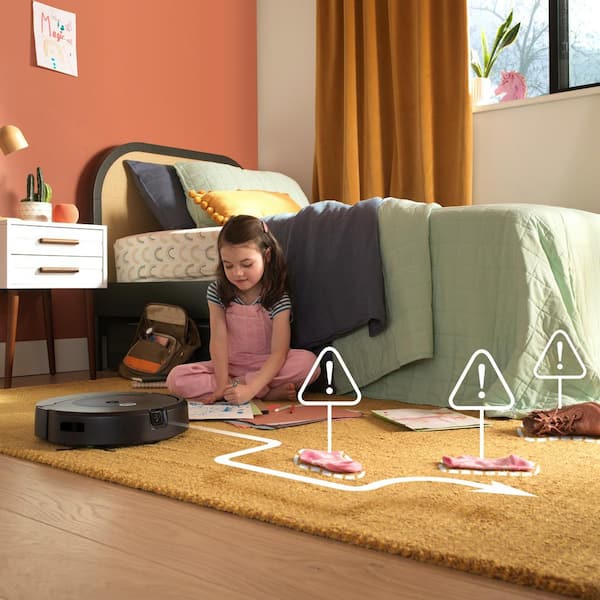 iRobot Roomba Combo 10 Max Robot 13.3 in. Robotic Vacuum