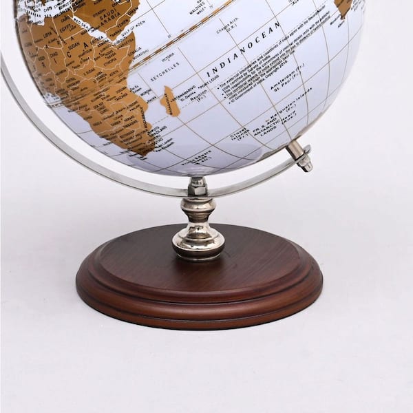 Aazon.co: Deco 79 Polystone Chef Decorative Sculpture Hoe Decor - View #7