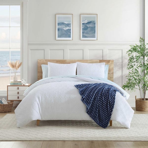Embossed Sunflower 8-Piece White Polyester Queen Comforter Set