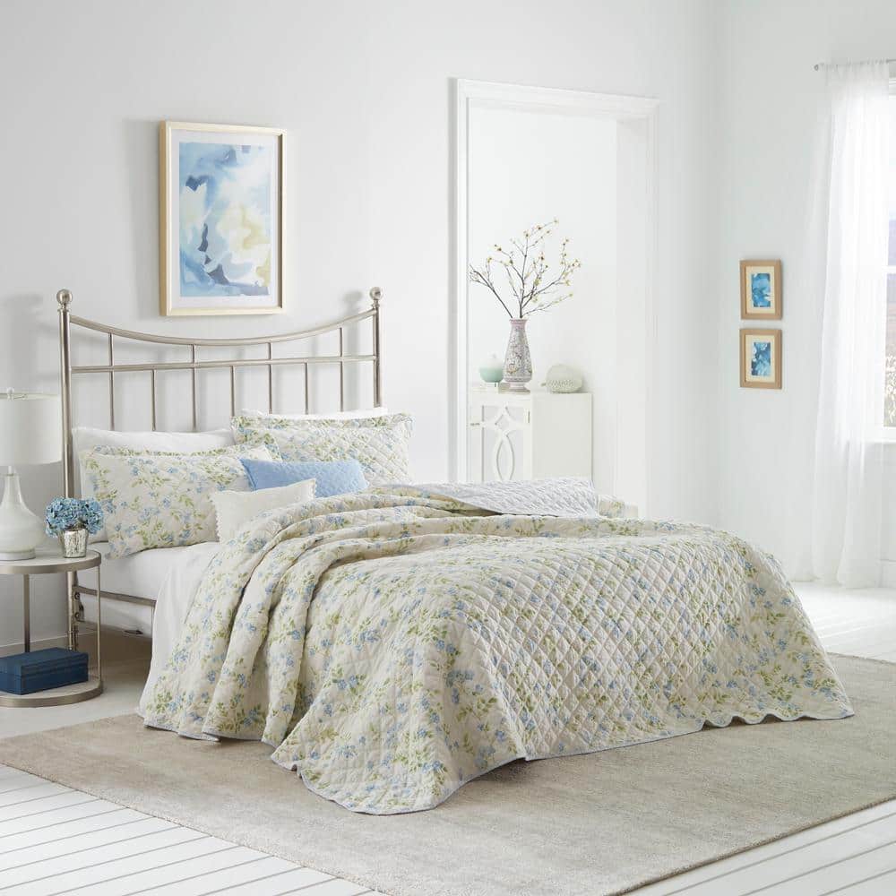Laura Ashley Fawna 3 Piece Blue Floral Cotton King Quilt Set Ushsa91149065 The Home Depot