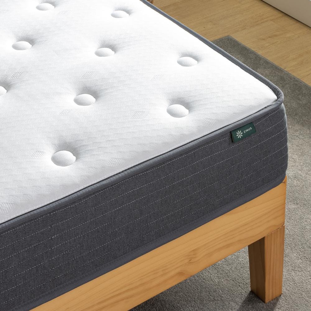 8'' Full Eurotop Innerspring Mattress with Two-Toned Cover