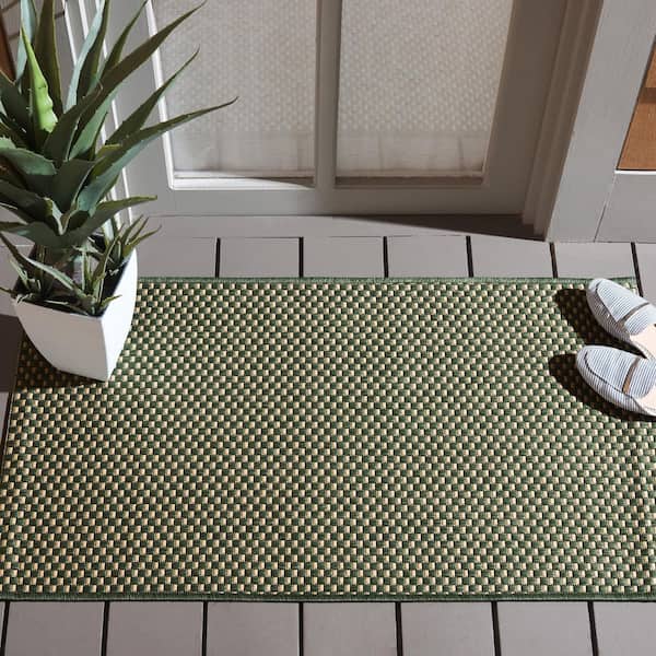 Courtyard Dark Green/Beige 2 ft. x 4 ft. Checkered Indoor/Outdoor Area Rug
