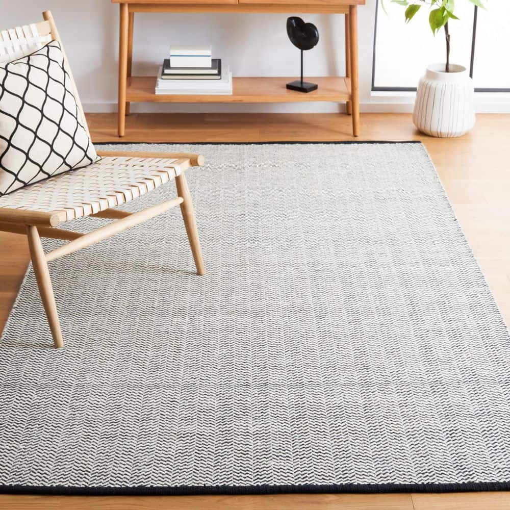 Vermont 5 ft. x 8 ft. Black/Ivory Chevron Striped Area Rug price history on PriceWatchPro