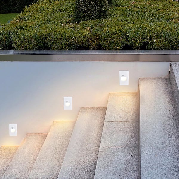 Edvivi Hardwired White Motion Sensing Vertical LED Stair Light