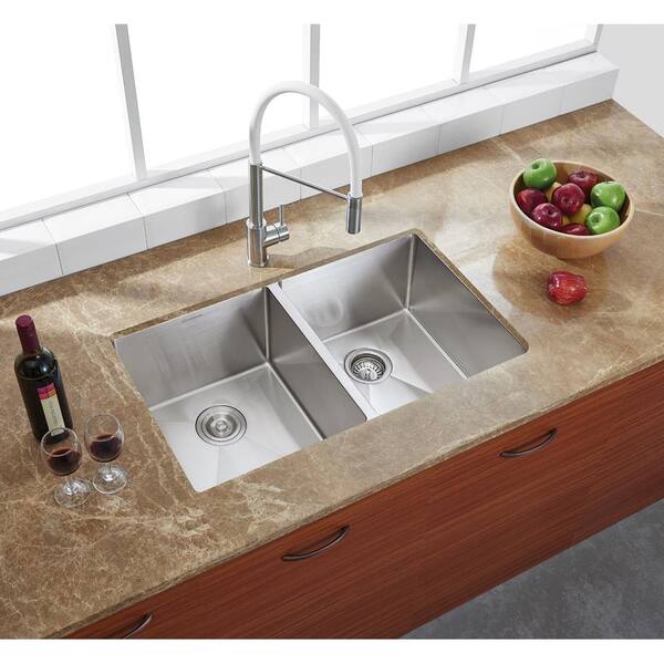Glacier Bay Professional 33 in. Undermount 50/50 Double Bowl