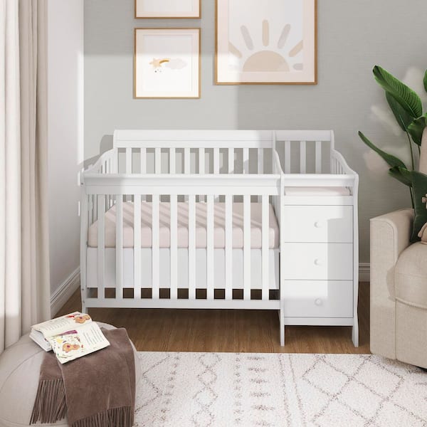 Dream On Me Jayden 4-in-1 White Mini Convertible Crib And Changer