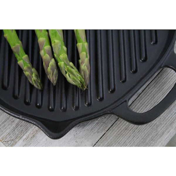 Chasseur French Enameled 18 in. Cast Iron Grill Pan in Black