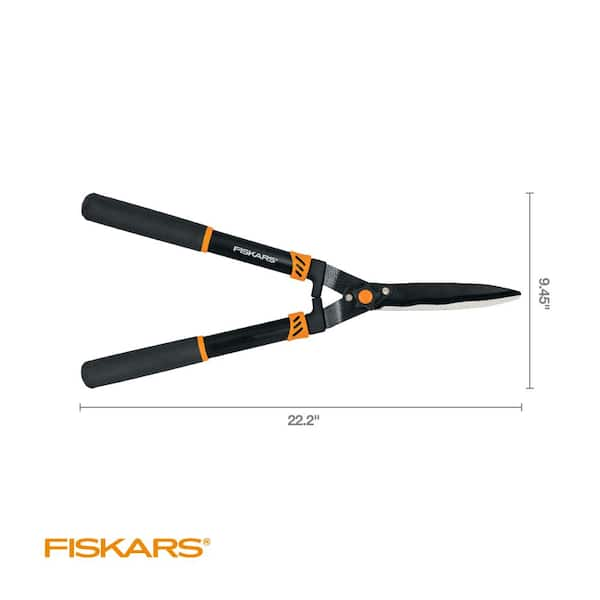 Fiskars 22 Wavy-Blade Hedge Shear 